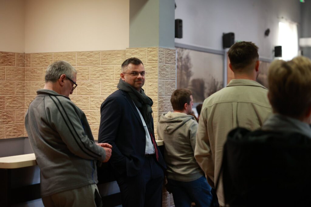 Żwirownia przy Stawach Adolfińskich? Mieszkańcy mówią: Dość! Burzliwe spotkanie w Grojcu