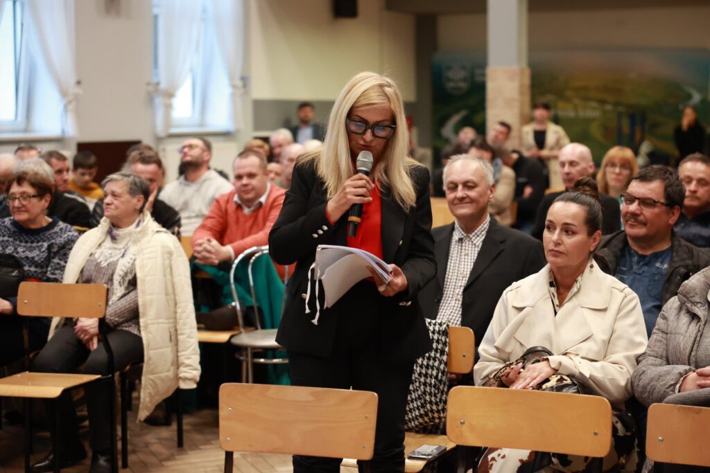 Żwirownia przy Stawach Adolfińskich? Mieszkańcy mówią: Dość! Burzliwe spotkanie w Grojcu