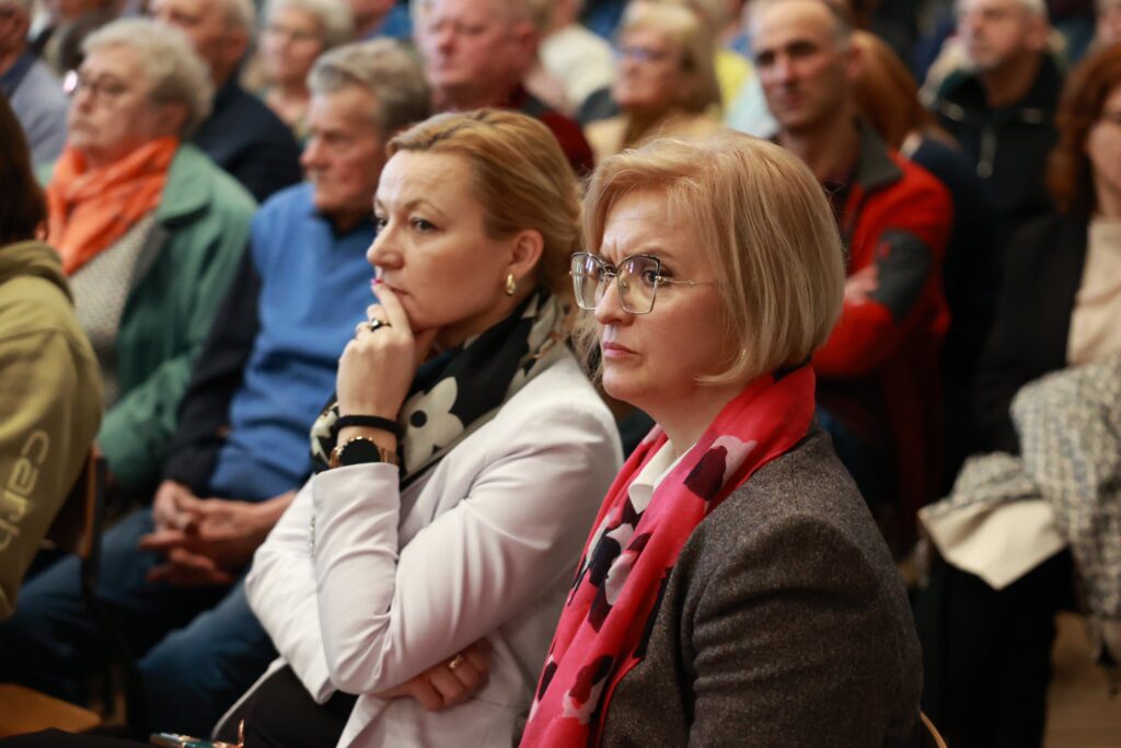 Żwirownia przy Stawach Adolfińskich? Mieszkańcy mówią: Dość! Burzliwe spotkanie w Grojcu