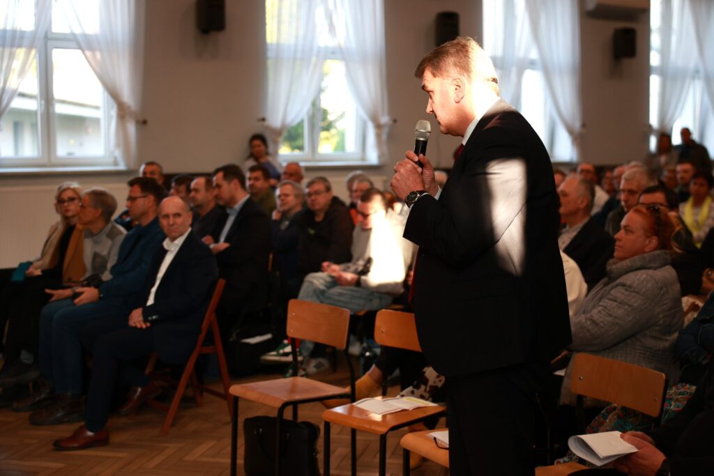 Żwirownia przy Stawach Adolfińskich? Mieszkańcy mówią: Dość! Burzliwe spotkanie w Grojcu