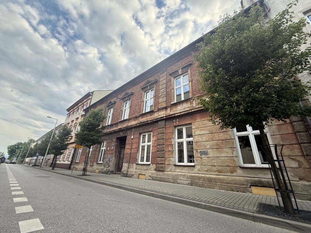 Jagiełły 22 Oświęcim kamienica