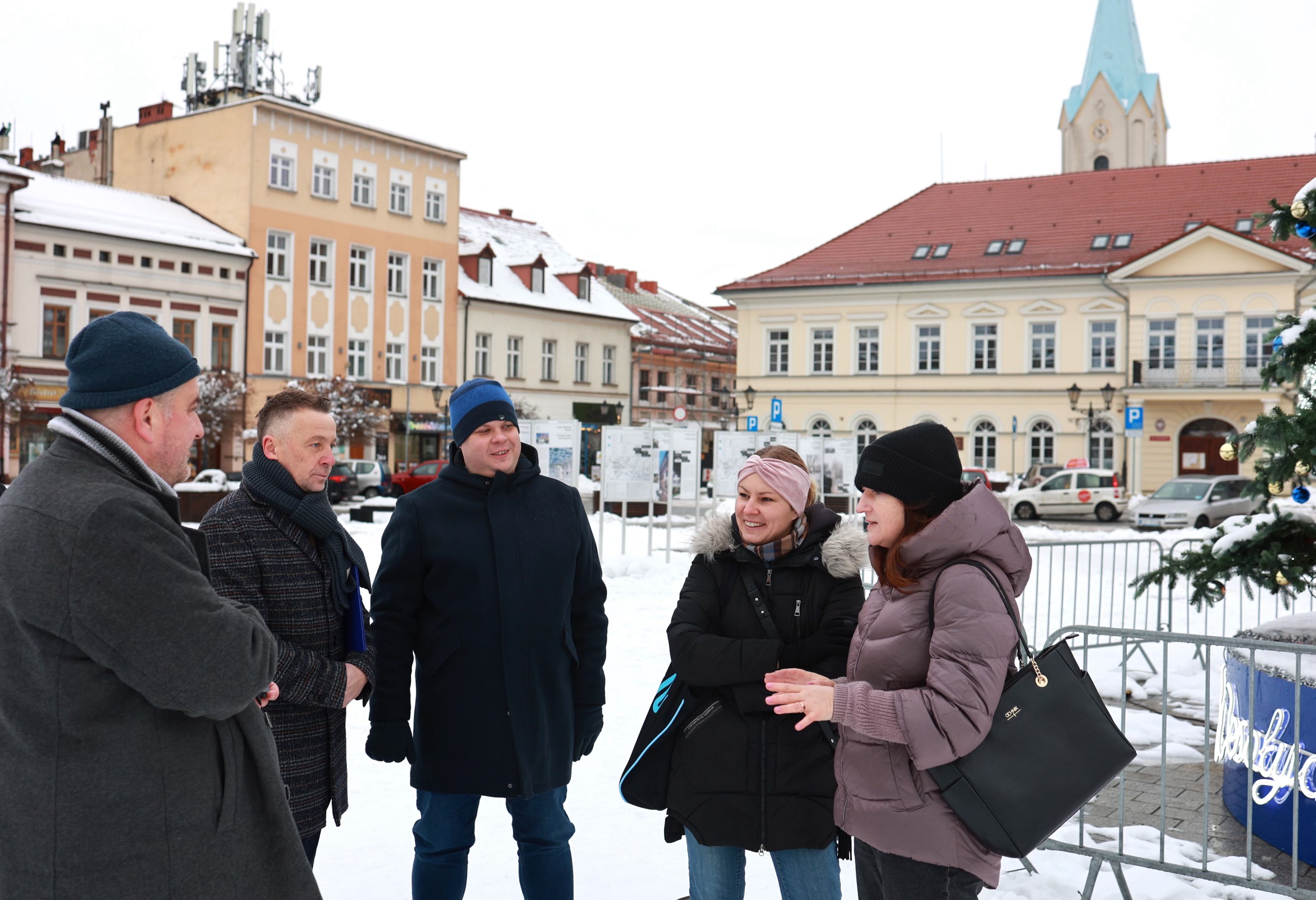 OŚWIĘCIM. Radni zbierali podpisy poparcia, aby urzędnicy nie zarabiali najniższej krajowej