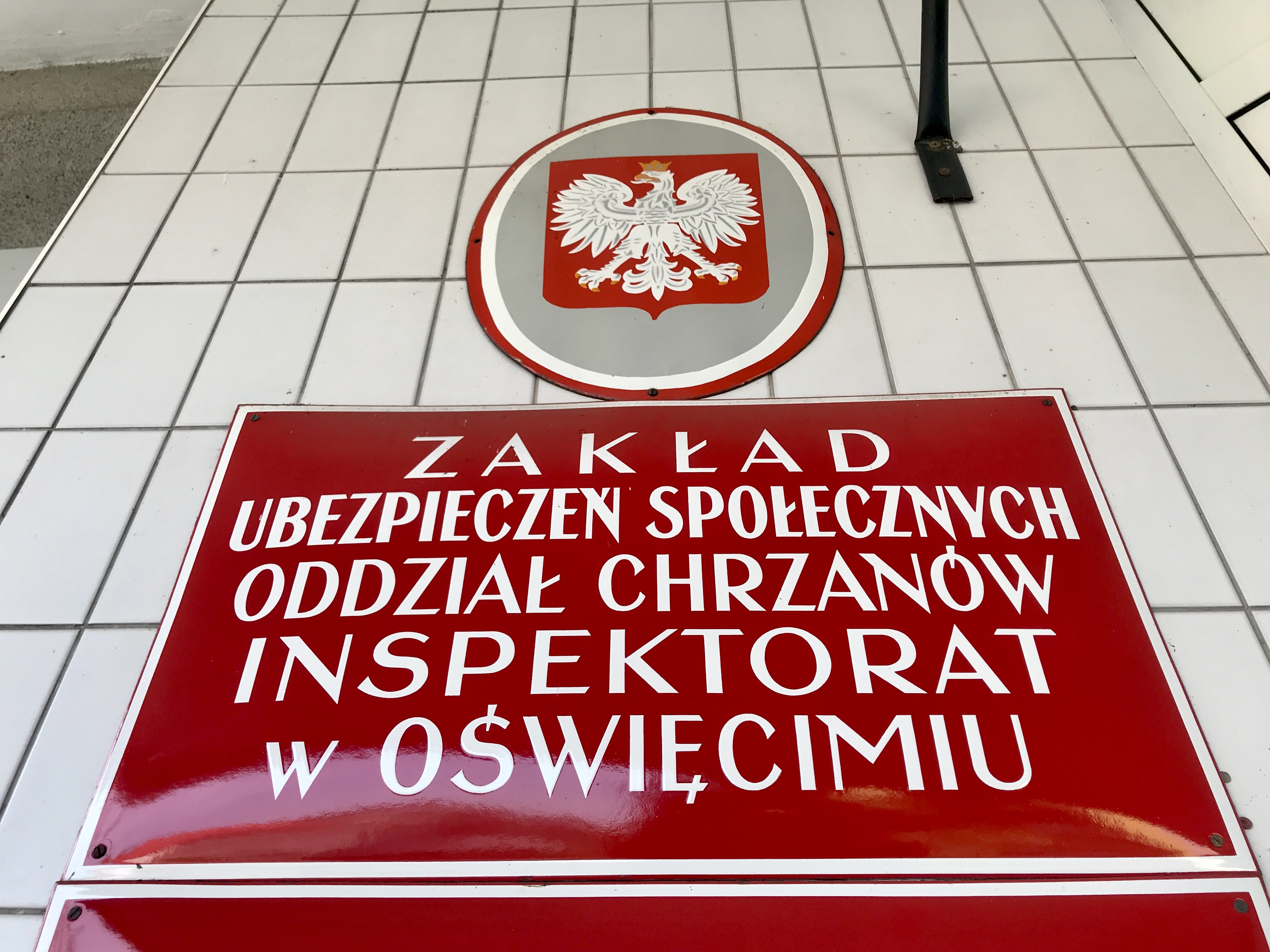 800+ w 2025 roku: Co musisz zrobić, żeby dostać pieniądze na czas?