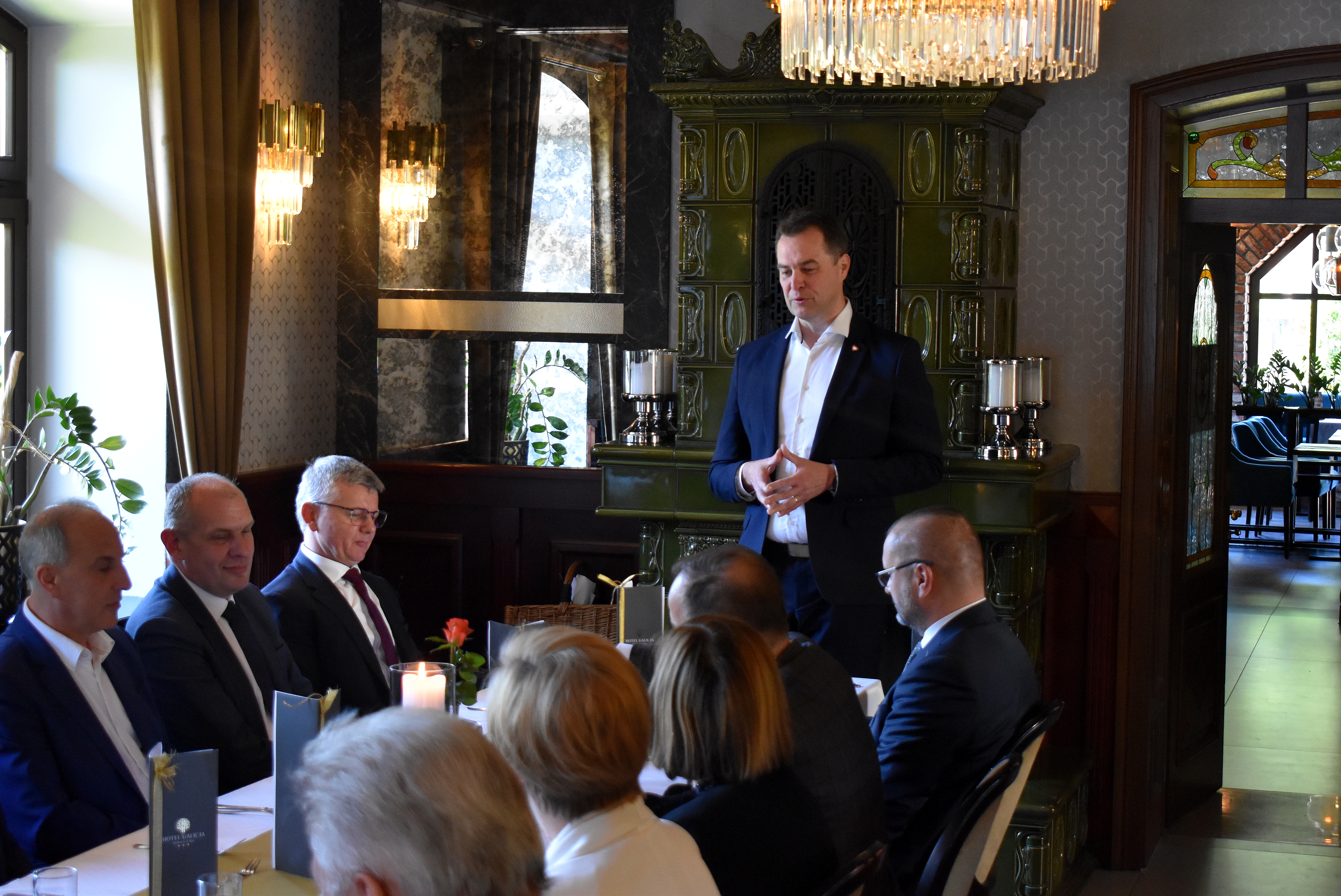 POWIAT. Nadchodzi nowa epoka współdziałania między samorządem powiatowym a gminnym