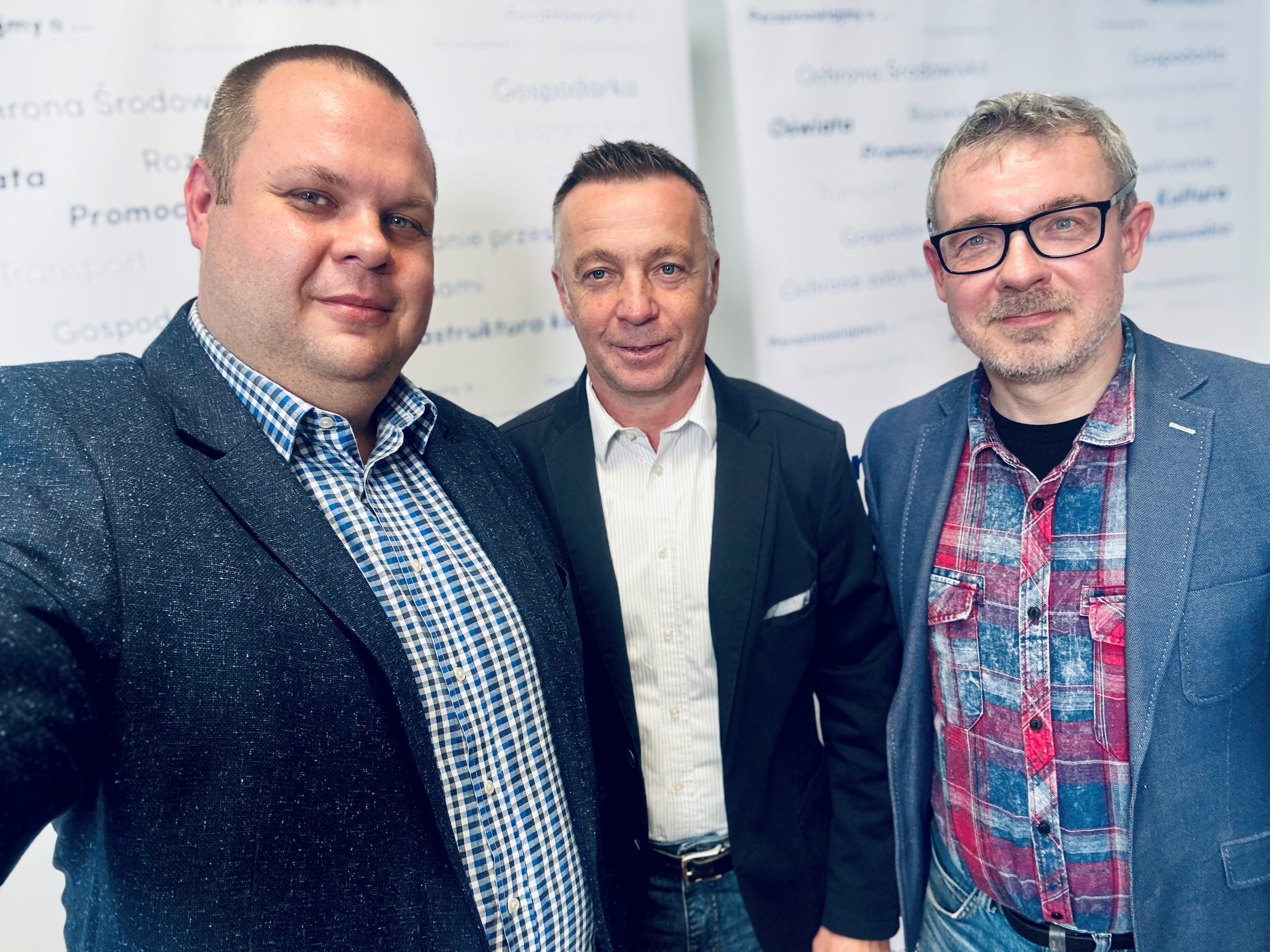 O dramatycznym braku lekarzy w oświęcimskich przychodniach, za „krótkim” boisku przy „Chemiku” i wyższych jak zwykle lokalnych opłatach