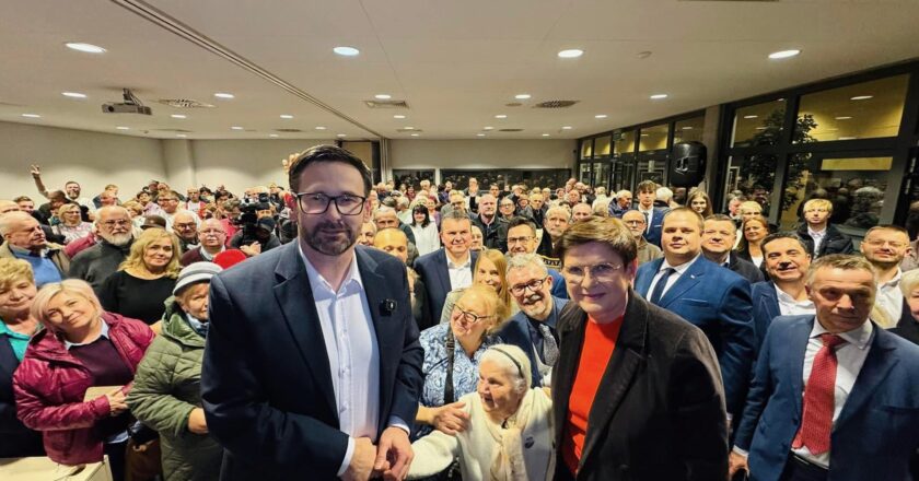 Daniel Obajtek Beata Szydło Paweł Plinta Jakub Przewoźnik