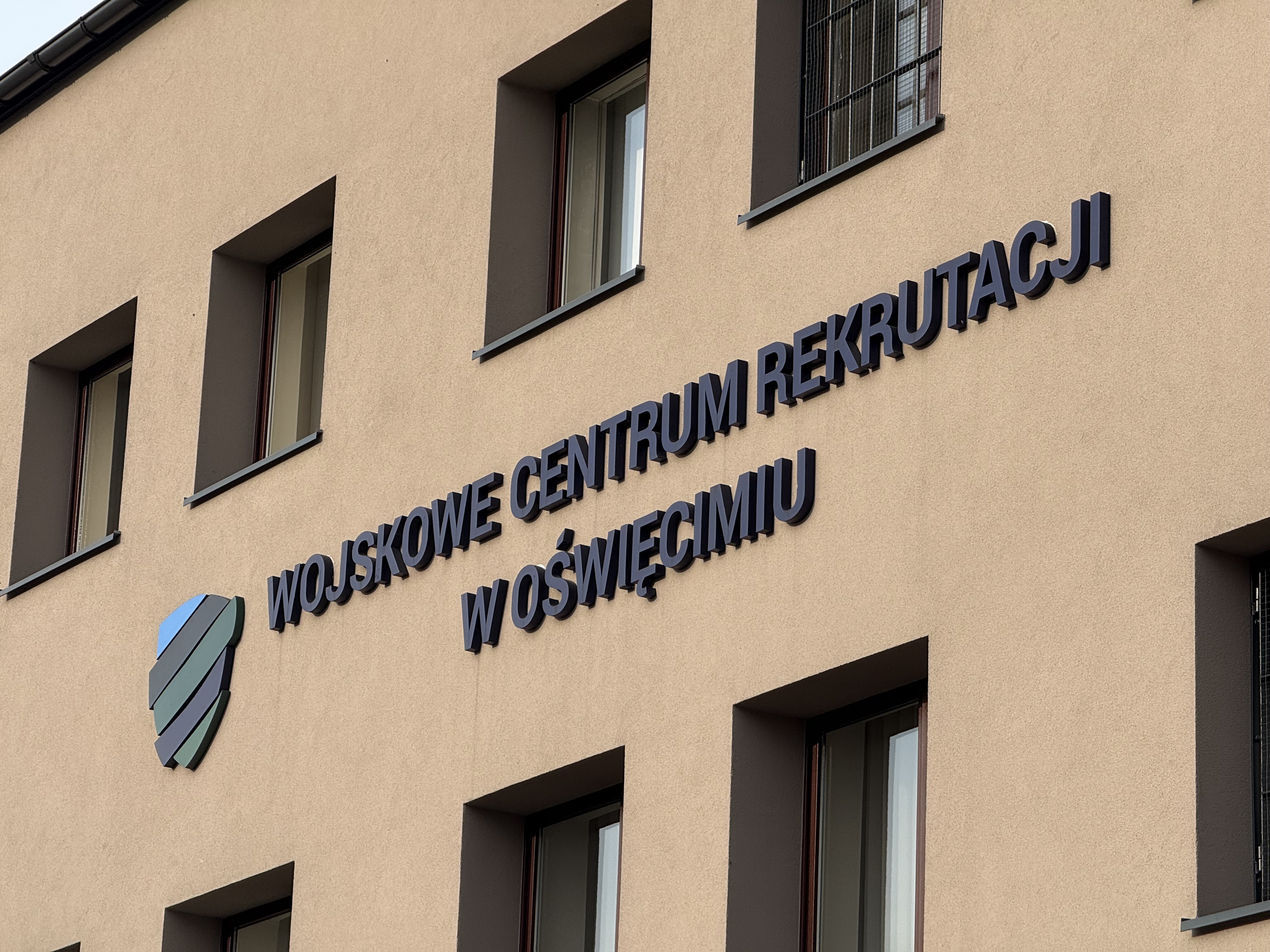 Masz 19 lat? Sprawdź, czy musisz się stawić! Kwalifikacja wojskowa 2025 ruszyła w powiecie oświęcimskim