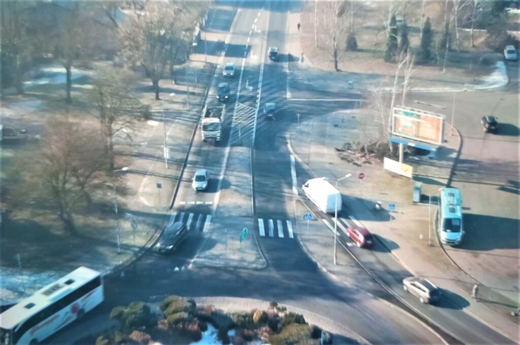 Dron nad Zasolem. Mandaty i kontrole