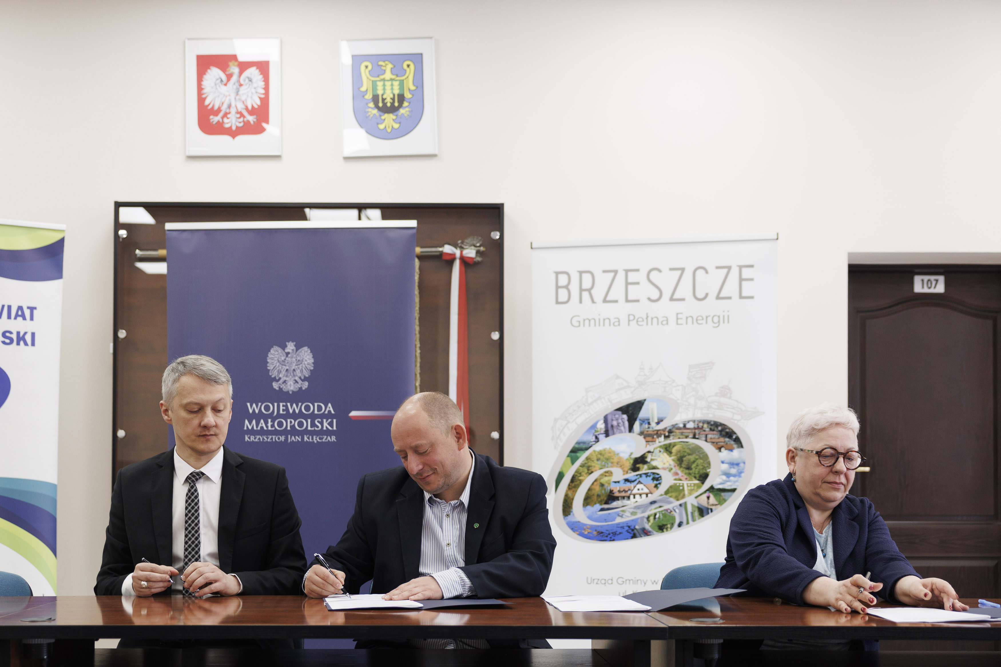 Ponad 6,1 mln zł na odbudowę dróg w Brzeszczach i powiecie oświęcimskim