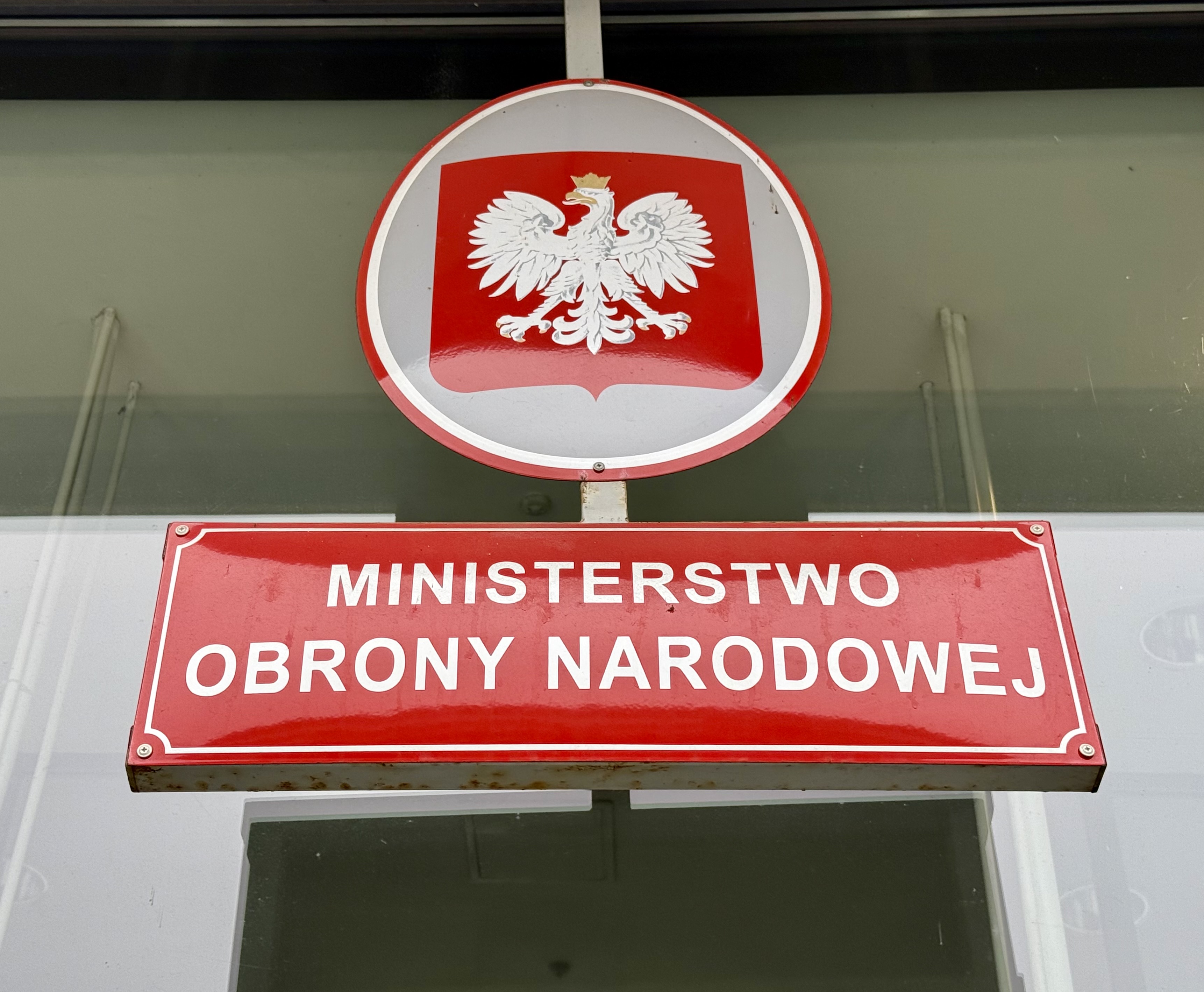 Nie rób zdjęć jednostkom wojskowym i strategicznym obiektom. Grozi za to mandat lub areszt