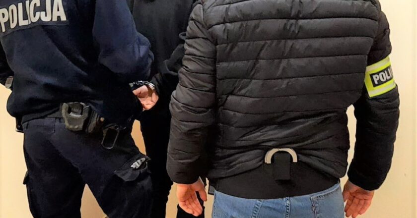 24-latek zatrzymany za przesyłanie treści pornograficznych