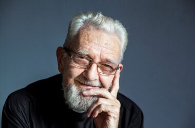 Ks. Adam Boniecki na murze w Oświęcimiu!