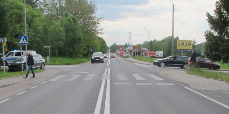 Kolizja w Bulowicach. Dziecko i matka trafili do szpitala