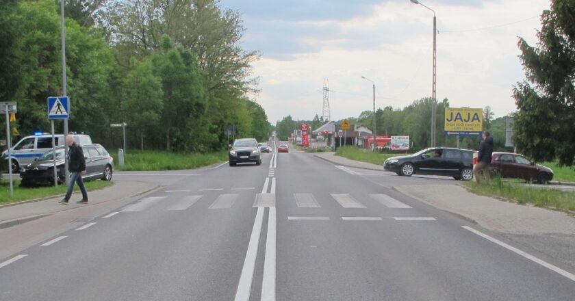 Kolizja w Bulowicach. Dziecko i matka trafili do szpitala