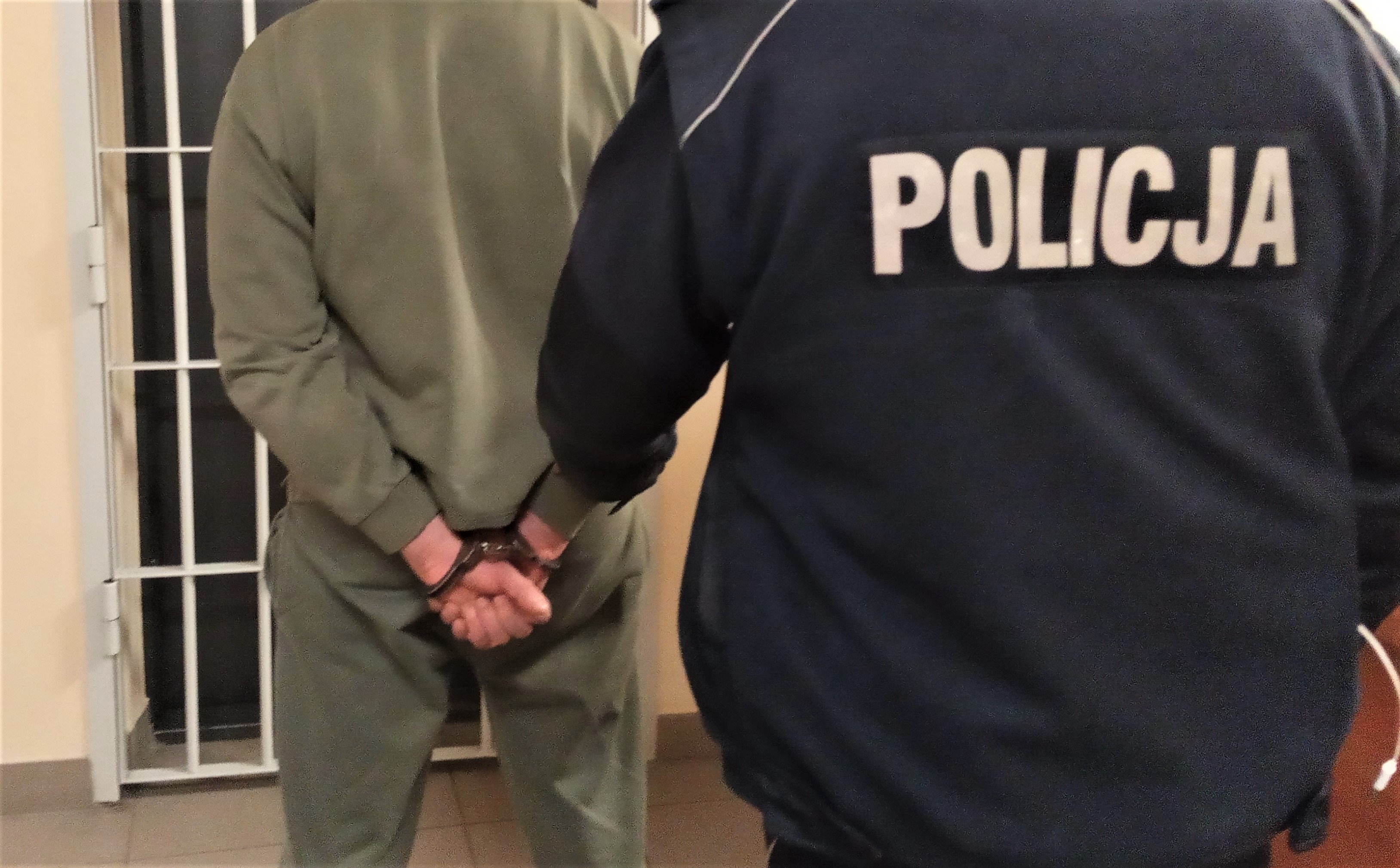 Zatrzymanie 32-letniego obywatela Rumunii podejrzanego o znęcanie i groźby wobec partnerki w Oświęcimiu
