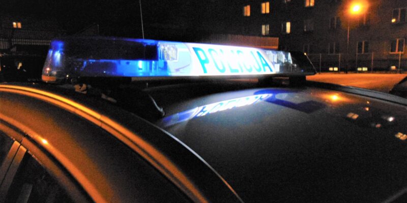 Oświęcim: Agresywny 34-latek zdemolował klatkę