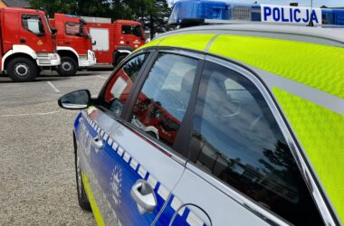 Dramat nad Wisłą w Oświęcimiu! 31-latek uciekł z karetki i skoczył z mostu