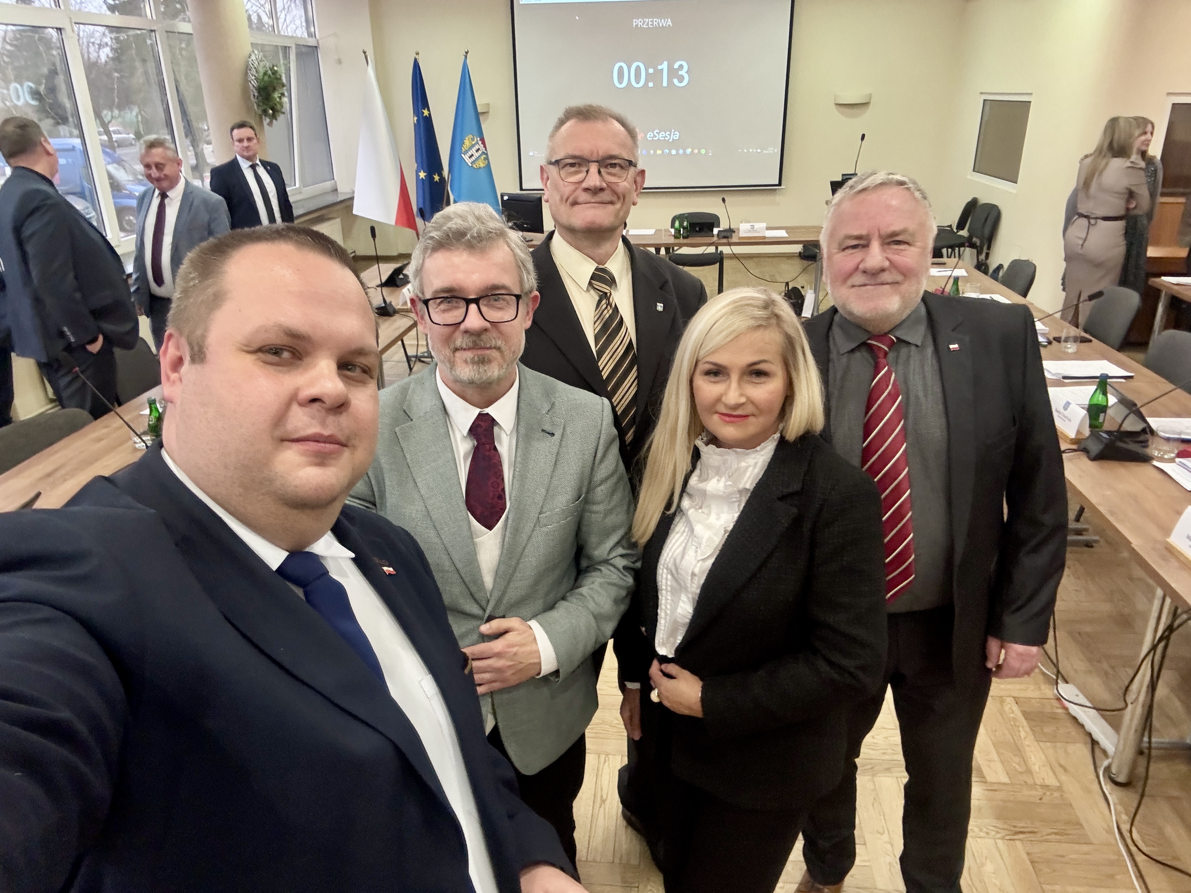 Budżet Oświęcimia uchwalony. Niesmak i wątpliwości zostają. Kiedy się obudzimy?