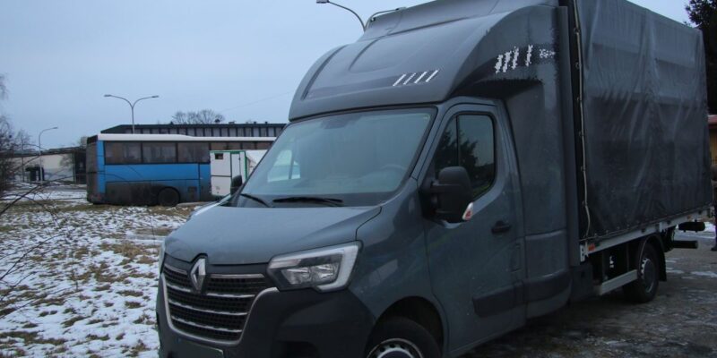 Policjanci z Komisariatu Policji w Chełmku odnaleźli na ul. Przemysłowej skradzionego w Zabrzu busa Renault Master. Pojazd po oględzinach został zwrócony właścicielowi.