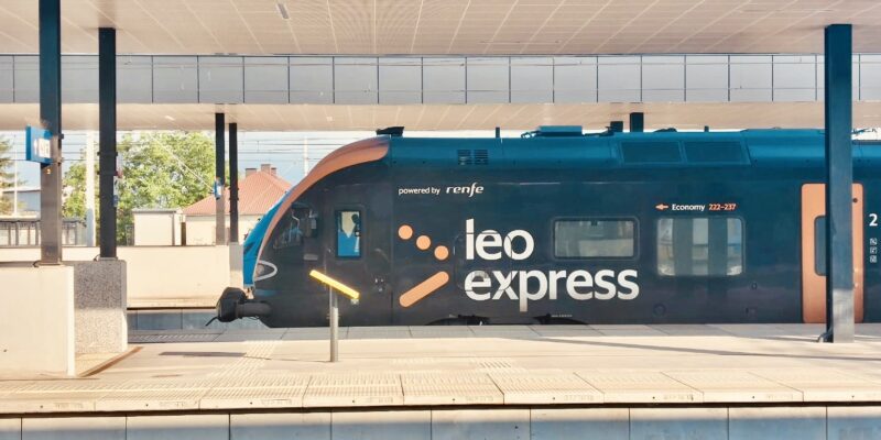 Leo Express pociąg przystanek Oświęcim połączenie Warszawa Kraków Praga rozkład jazdy 2026