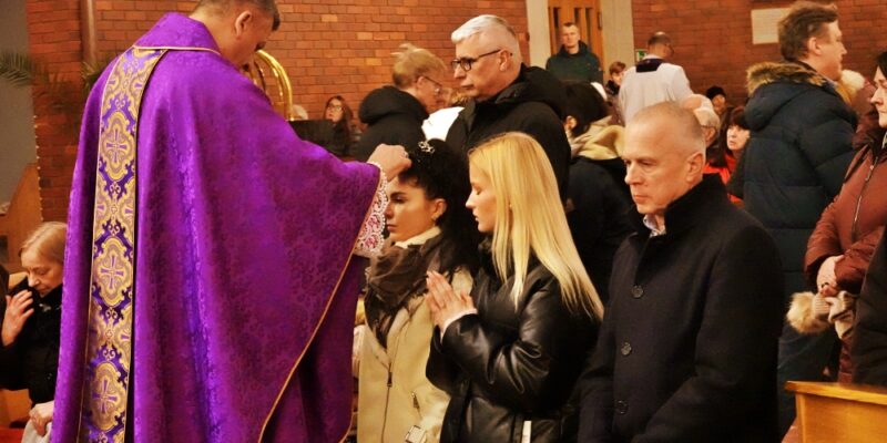 Biskup Roman Pindel Środa Popielcowa Msza święta Oświęcim kościół św. Maksymiliana Kolbego homilia Auschwitz 2026