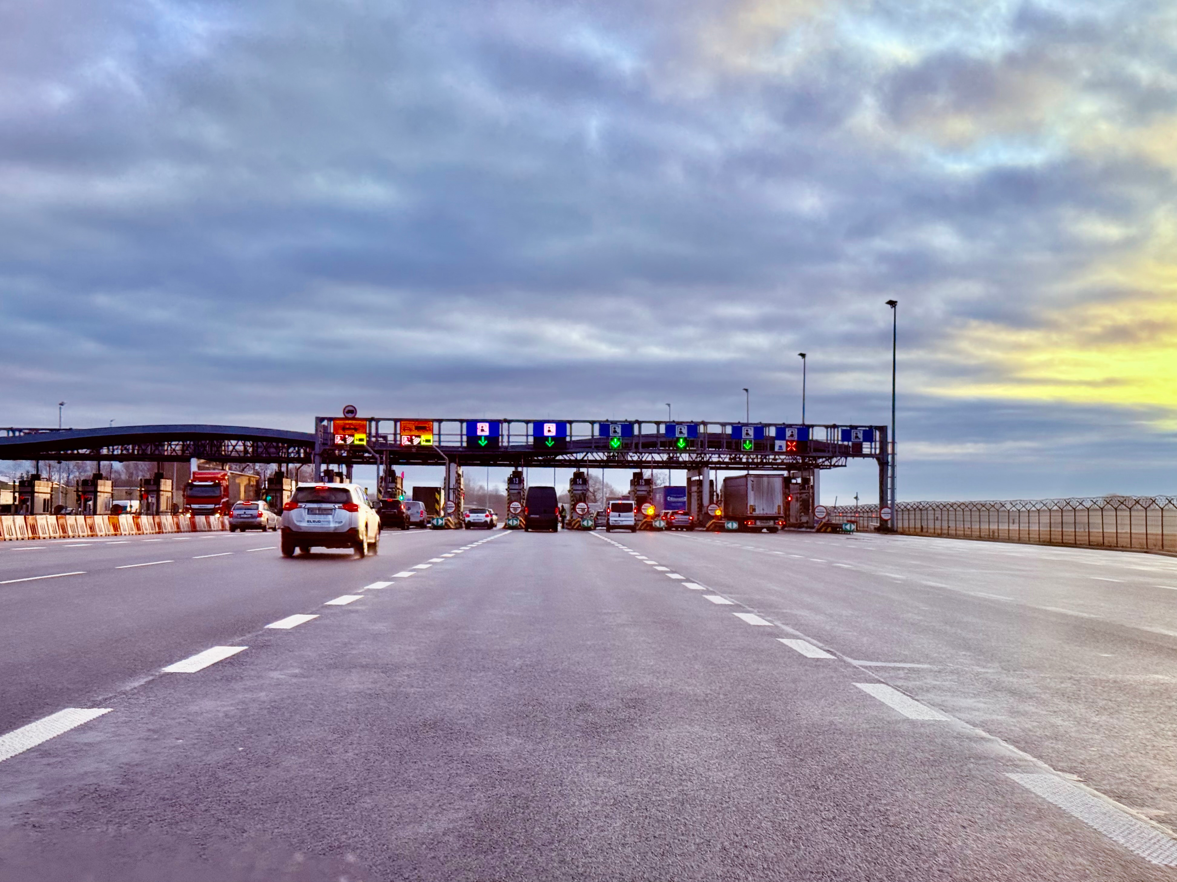 GDDKiA ogłasza przetarg na rozbudowę A4 do trzech pasów! Co z DWR do Oświęcimia?