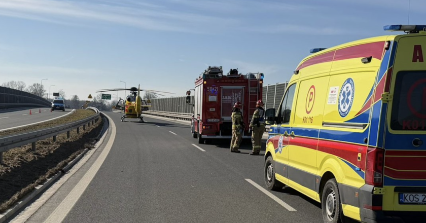 Wypadek motocykl obwodnica Oświęcim helikopter LPR Kawasaki 50-latek akcja ratunkowa 2026