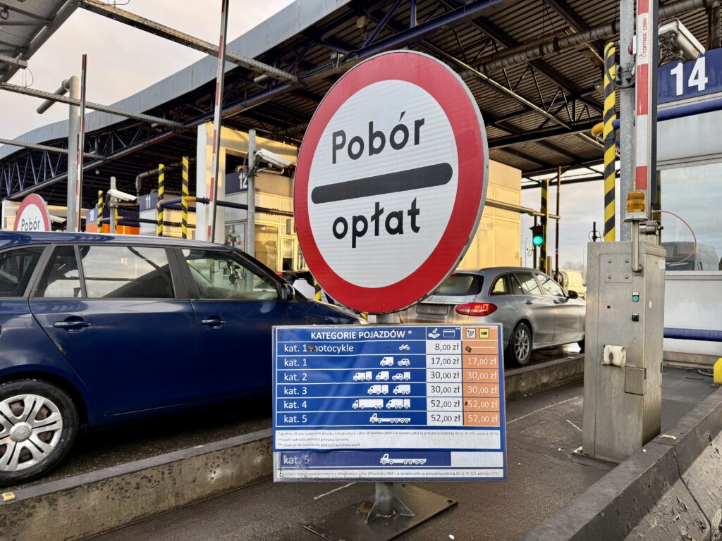 Autostrada A4 między Katowicami a Krakowem z bramkami poboru opłat
