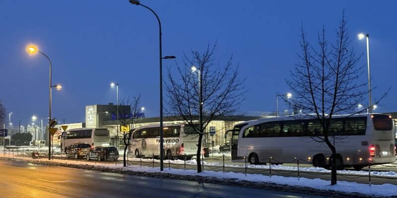 Autobus zastępczy ZKA Koleje Małopolskie Oświęcim Kraków autostrada A4 przyspieszony kurs 2026