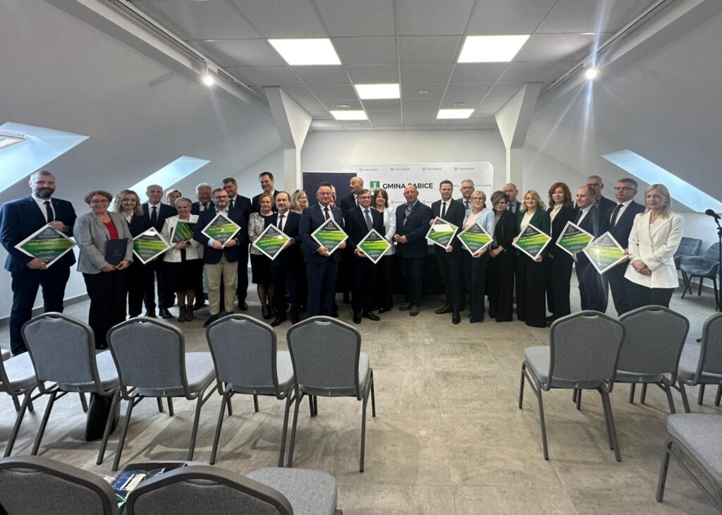 RFRD powiat oświęcimski 18,7 mln złotych drogi wojewoda Klęczar Bielany Grojec Oświęcim Kęty Zator inwestycje 2026