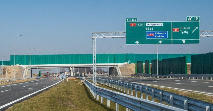 S1 Oświęcim Bieruń otwarcie 23 marca obwodnica DK44 Tychy GDDKiA nowa trasa korki 2026