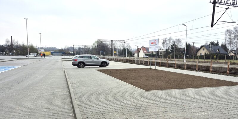 Park and Ride Kęty dworzec PKP parking 85 miejsc 20 rowerów darmowy burmistrz Śliwa wojewoda Klęczar 2026