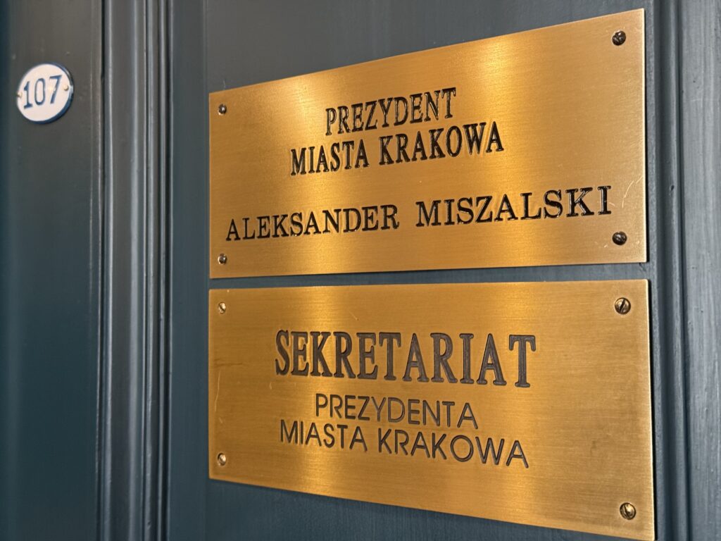 Referendum Kraków Miszalski Chwierut wariant oświęcimski Grosser 2010 134 tysiące podpisów 24 maja 2026