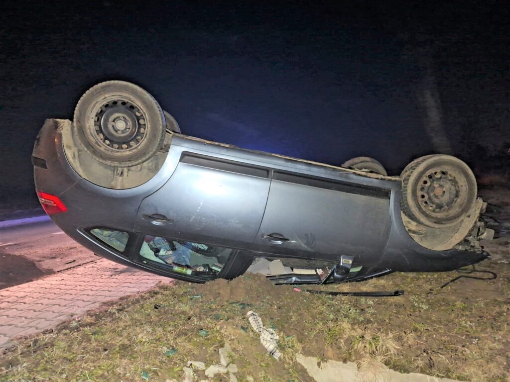 Kolizja ucieczka Łowiczki ulica Graniczna Citroen 21-latek Oświęcim policja straż poszukiwania 2026