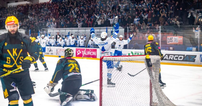 Unia Oświęcim GKS Katowice 3:2 półfinał Kusak Matthews Peresunko seria 1:2 hokej 3000 widzów 2026