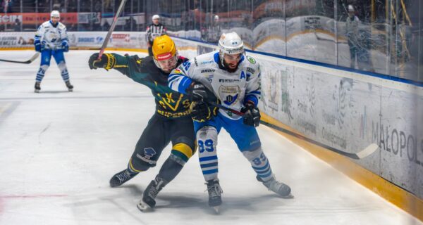 Unia Oświęcim GKS Katowice 1:3 seria 3:3 Anderson Ahopelto Lundegård półfinał Satelita piątek 2026