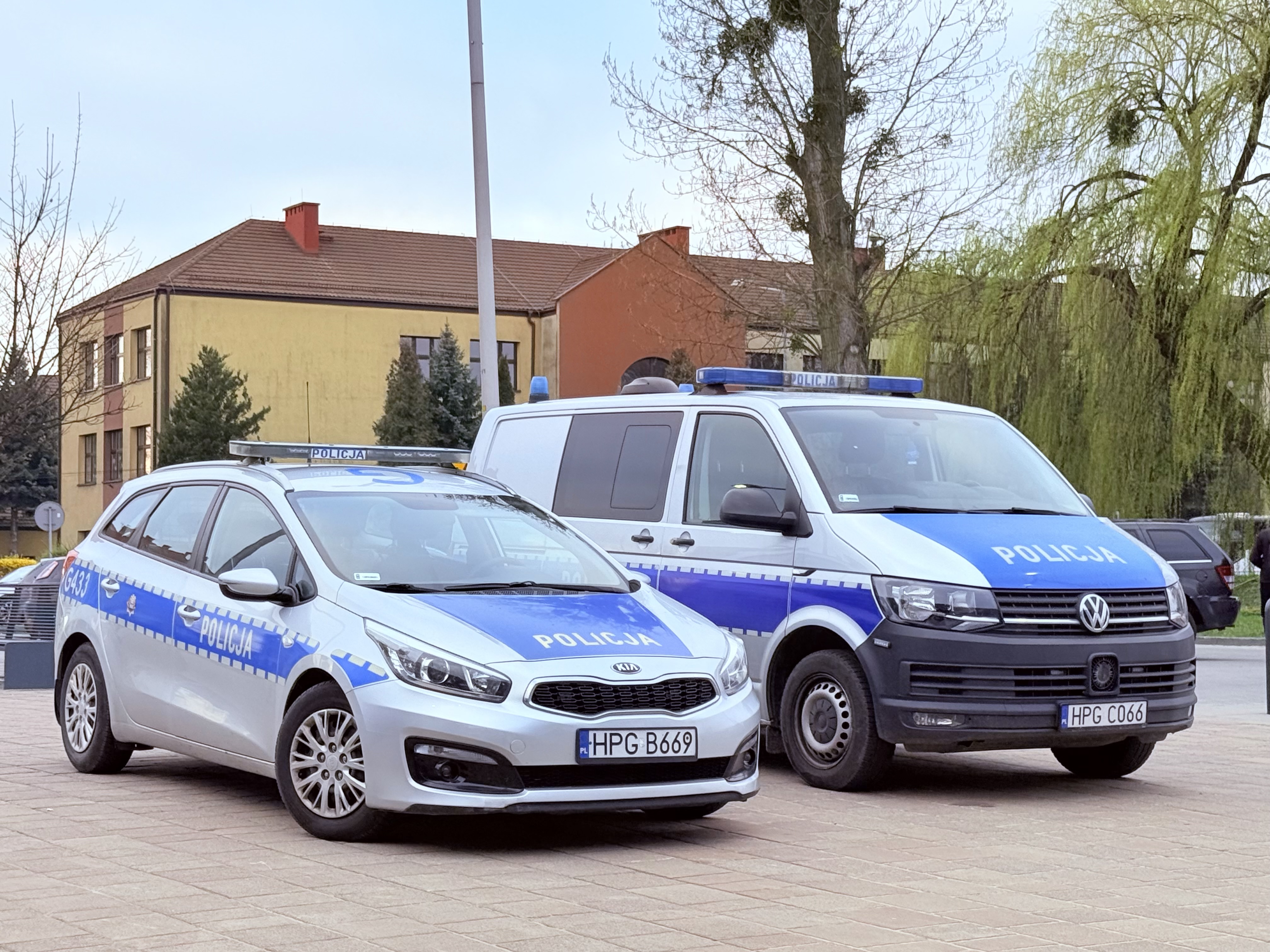 Uwierzył fałszywemu brokerowi z internetu. Mieszkaniec gminy Oświęcim stracił 160 tys. zł